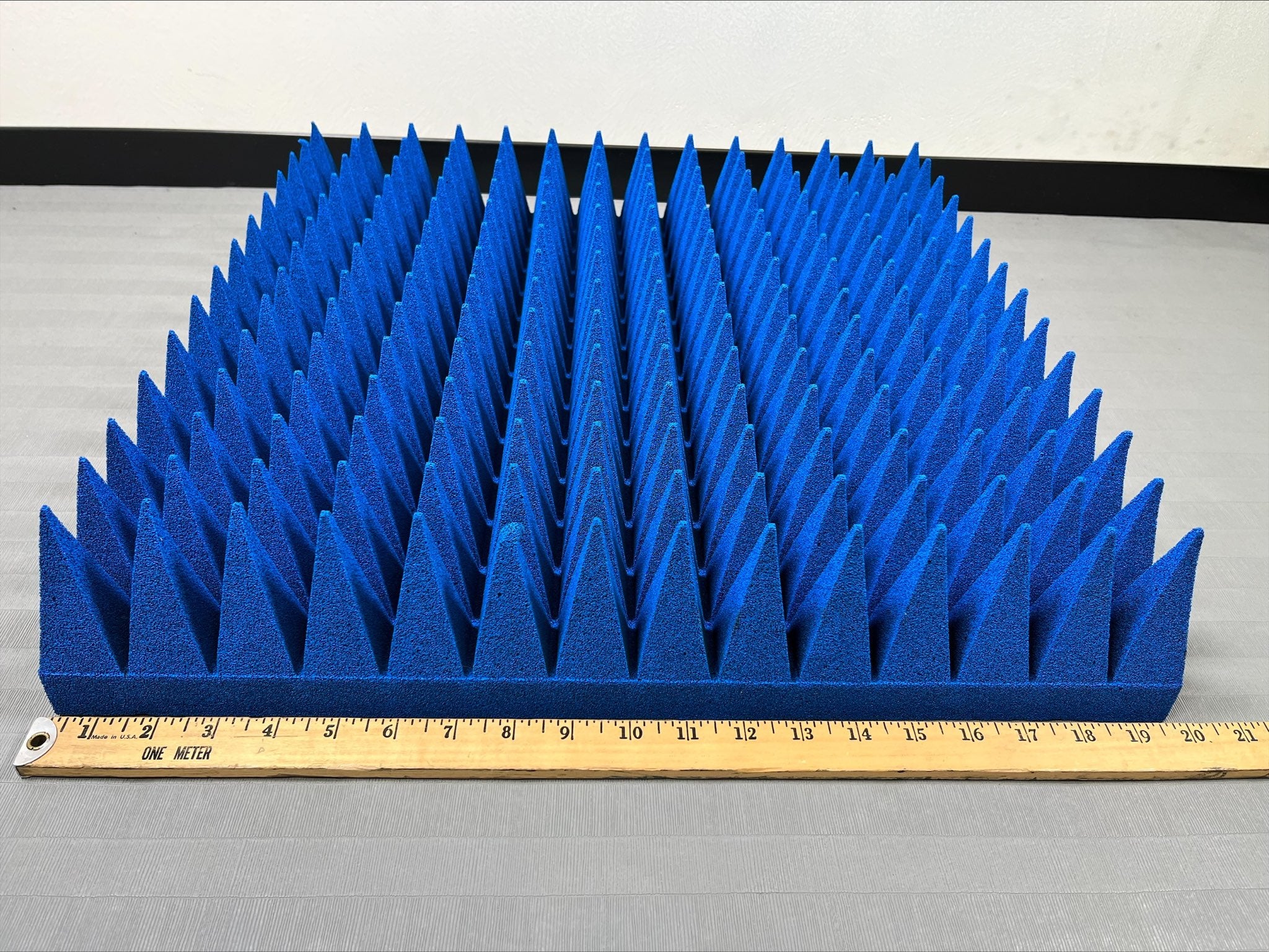 Pyramidal Rf Probe 10 Count RF Absorber 4in, Pyramidal – dB Absorber